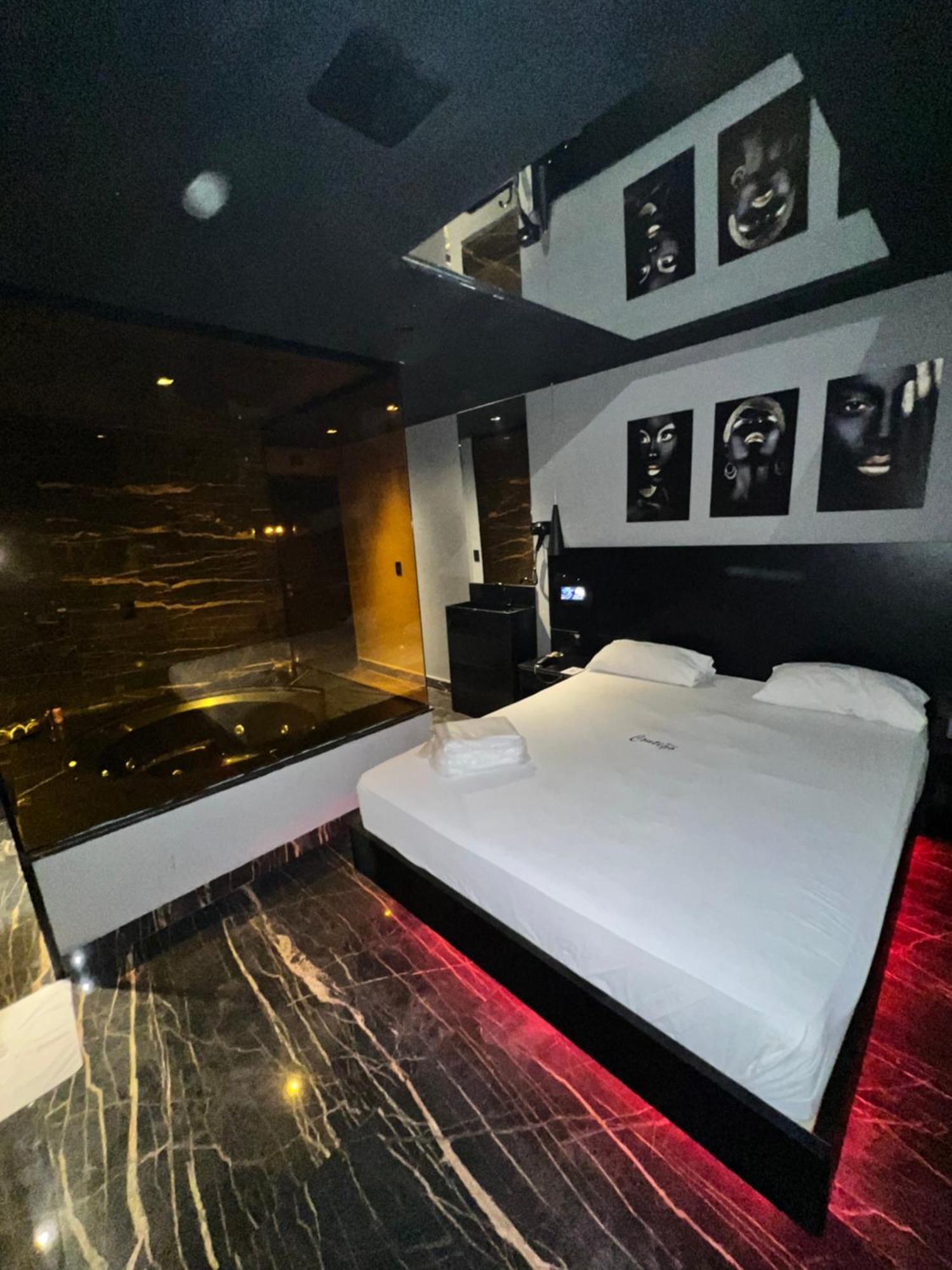 Motel Contigo Гуарульос Екстериор снимка