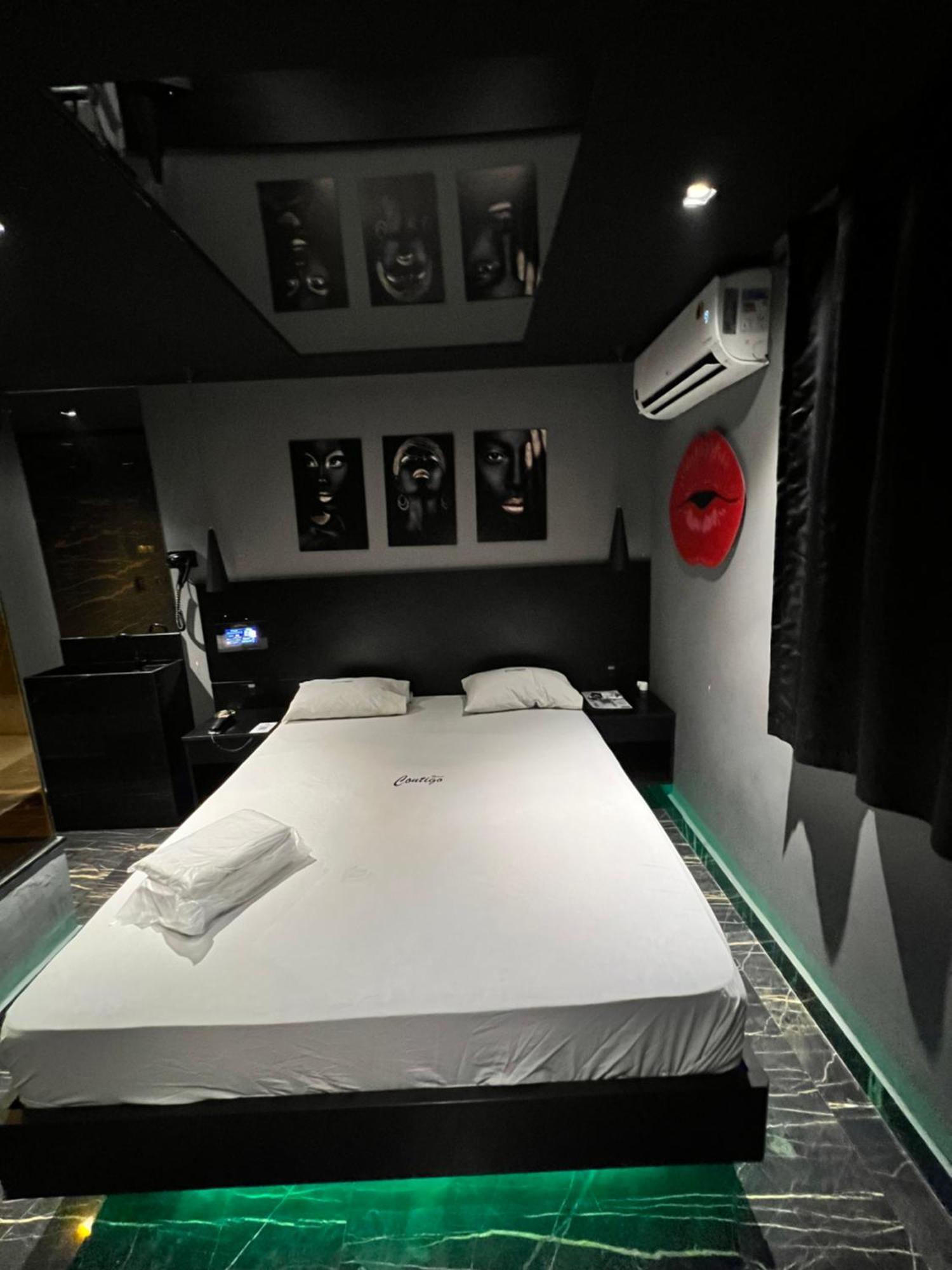 Motel Contigo Гуарульос Екстериор снимка